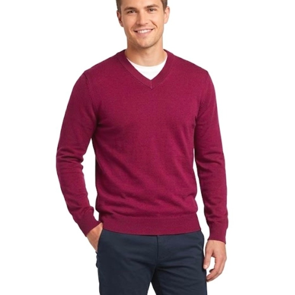 Coofandy V-Neck Sweater Mens Small Magenta Pink Lightweight Knit Pullover Casual